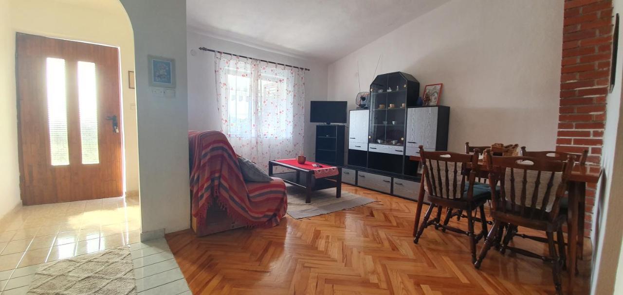 Apartman Suky Sukošan Exteriér fotografie
